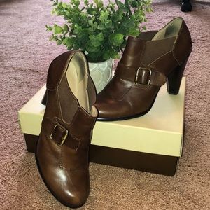 Franco Sarto Brown Shoe